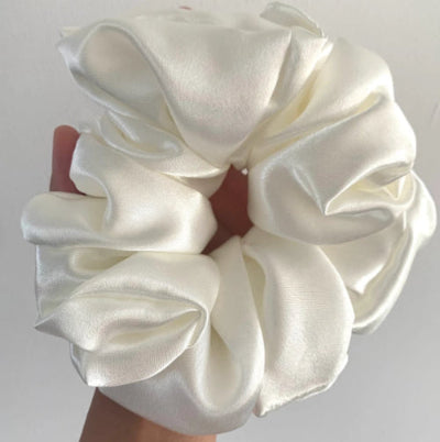 IVORY WHITE ~ Extra Large Scrunchie
